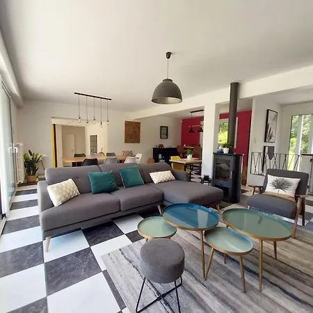 Villa Magnifique 5 Etoiles Avec Piscine Privee Parc 2 Ha La Chaize-le-Vicomte
